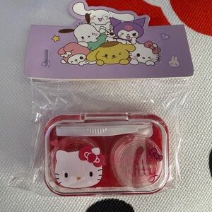 🆕 Hello Kitty Eye Contacts Case